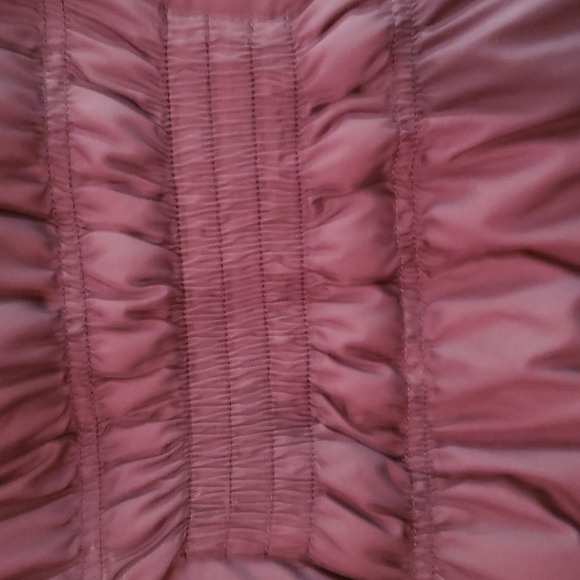 Tommy Hilfiger puffer vest in a size M.  It is a deep purple in color.   EUC - Picture 5 of 7